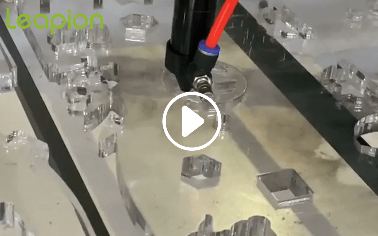 O efeito e precisão da acrílico de corte a laser de CO2