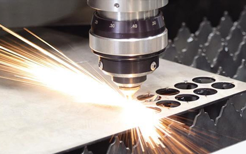 As vantagens da tecnologia de corte a laser em aplicações industriais