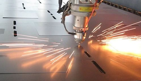 Como ajustar a precisão da máquina de corte a laser?