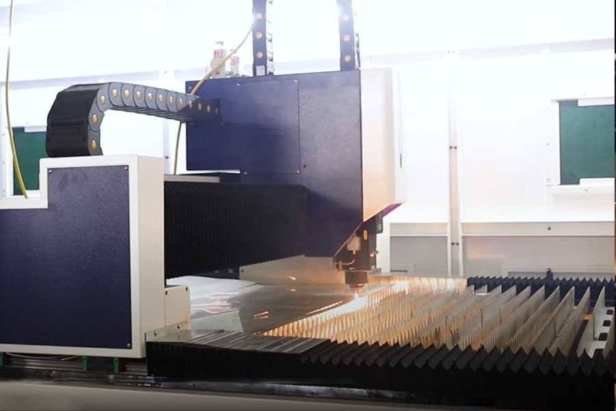 corte a laser de chapa met&aacute;lica