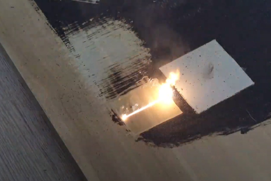 m&aacute;quina de decapagem a laser para madeira