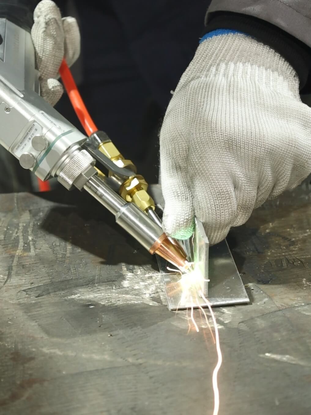 solda a laser em alum&iacute;nio